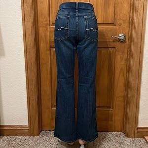 7 for All Mankind Size 31 Short Inseam 32”  Karah Bootcut